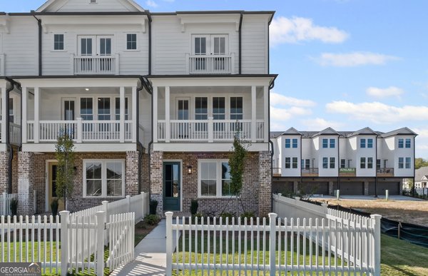 217 Village Overlook, Canton