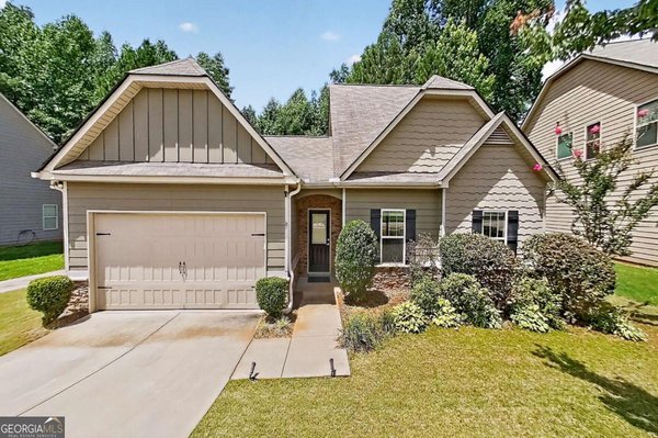 2530 Grayton Loop, Villa Rica