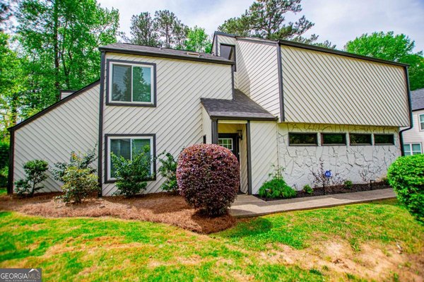 3702 Hembree Lane, Marietta
