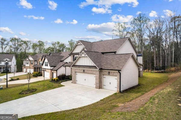 main picture of 3330 Elkhorn Ridge Run, Dacula