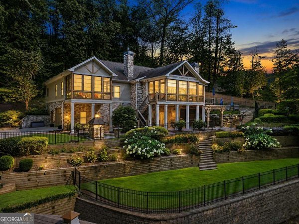 1050 Branch Road, Canton