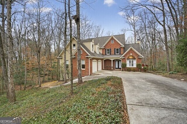 208 Huntington Court Macon