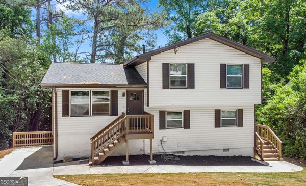 5918 Sierra Drive, Norcross