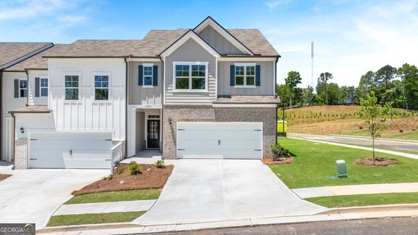 1825 Meadow Green Circle, Gainesville