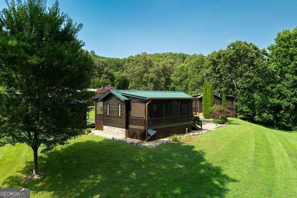 41 Wilderness Court Blairsville