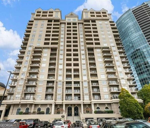 3334 Peachtree Road, Atlanta