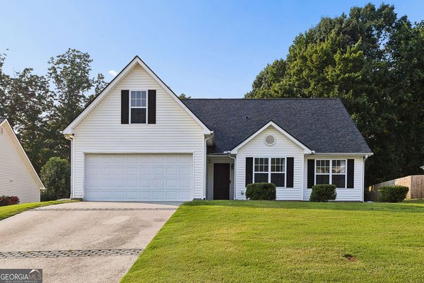 Picture of Neighborhood OAK PARK in Flowery Branch, GA