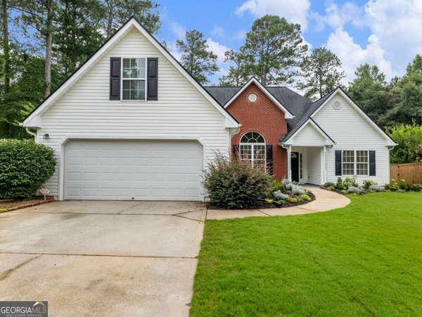 835 Winding Grove Lane, Loganville