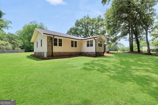 1375 McGarity Road, McDonough