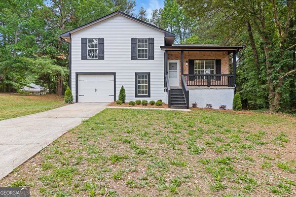 216 Highland Drive, McDonough
