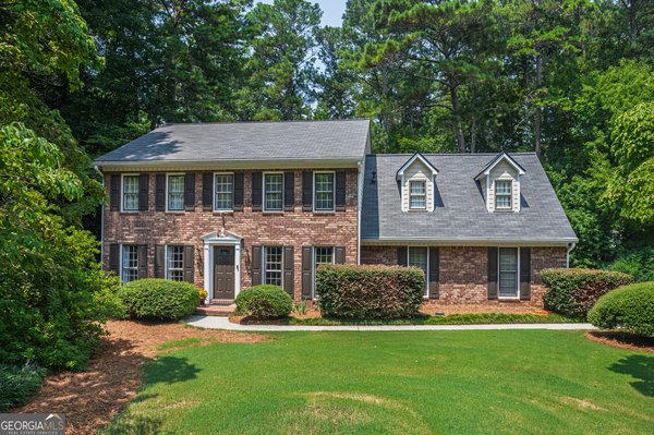 1707 Red Fox Run, Lilburn