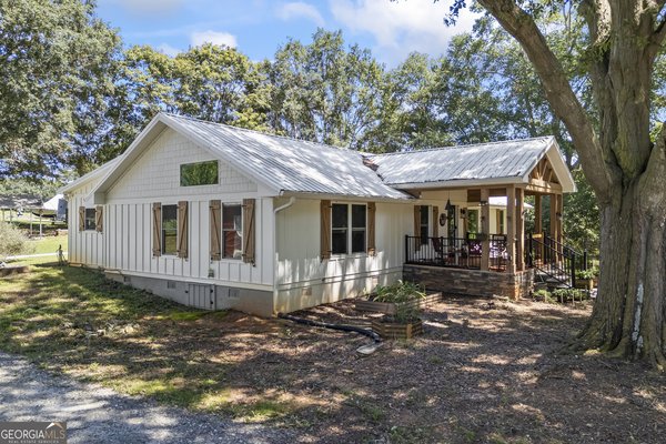 711 Shackelford Road Royston