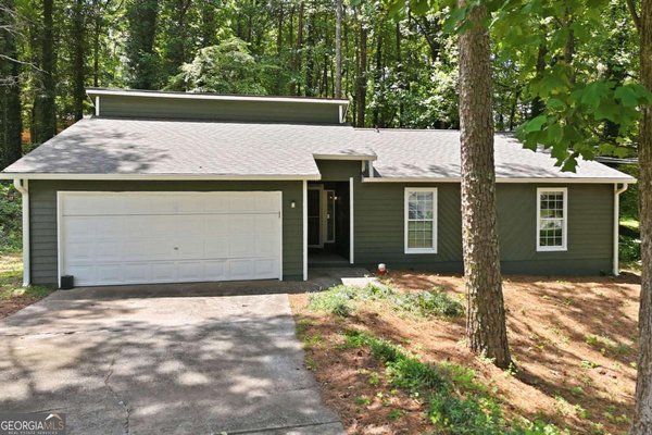 4738 Jamerson Forest Circle Marietta