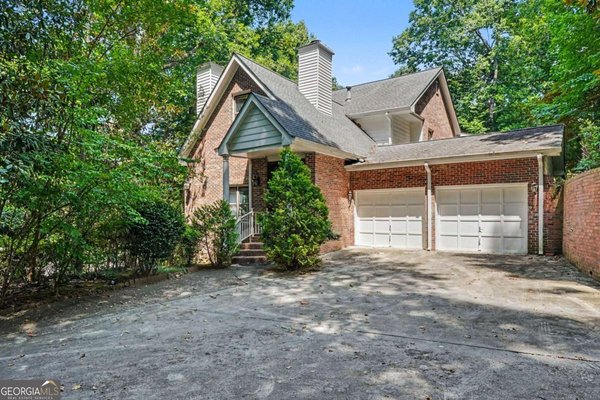 main picture of 6415 River Chase Circle, Sandy Springs