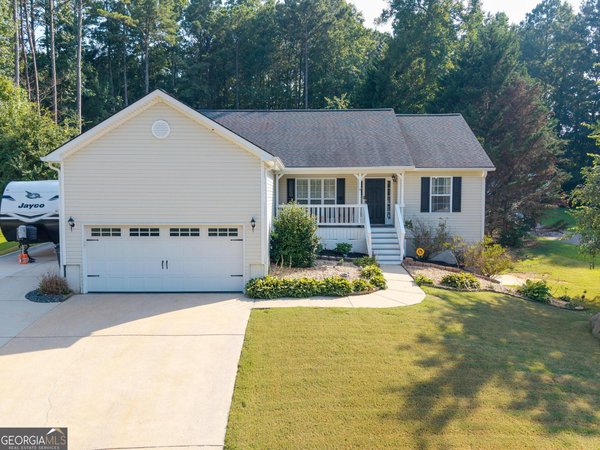 75 Oak Ridge Court Douglasville