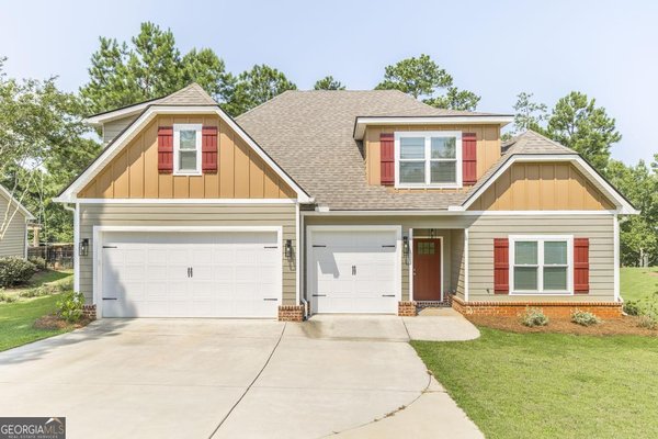 266 Lakeview Drive, Macon