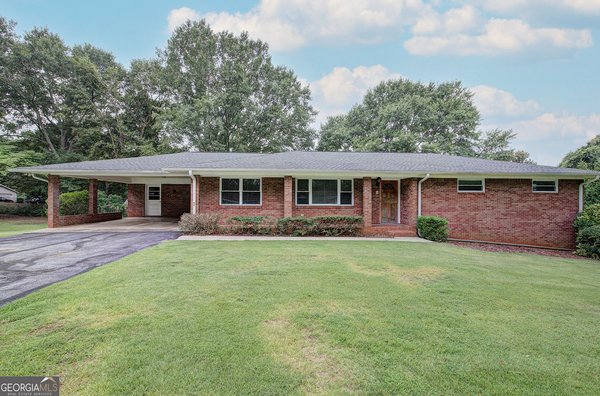 18 Jones Mill Place, Cartersville