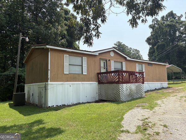 784 Lakeland Drive, Toccoa