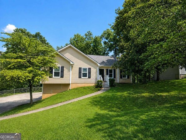 182 Shallow Ridge Lane, Kennesaw