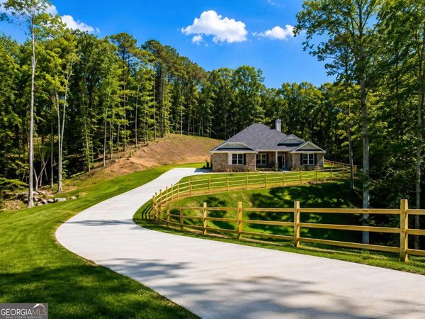 5372 Tuscany Drive, Douglasville