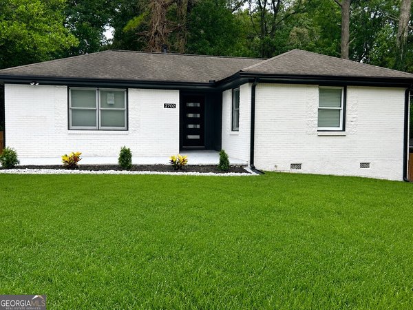 2702 Rollingwood Lane Atlanta