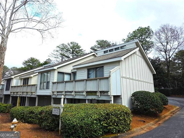5025 Highland Club Drive, Marietta