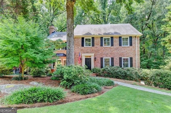 Picture of Neighborhood PRINCETON SQUARE in Sandy Springs, GA
