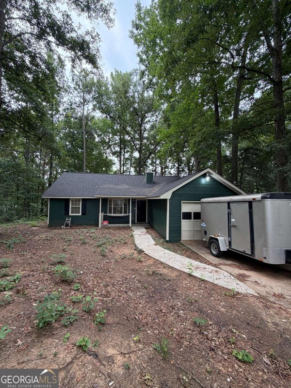 1094 Crystal Lake Road Atlanta