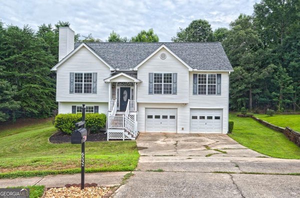 main picture of 6532 Sundial Avenue, Flowery Branch