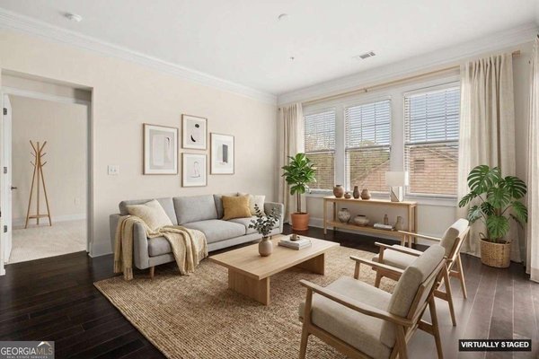 main picture of 3621 Vinings Slope, Atlanta