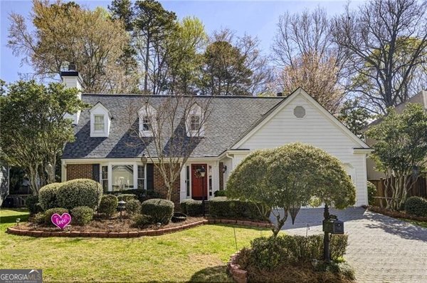 1059 Della Street Marietta