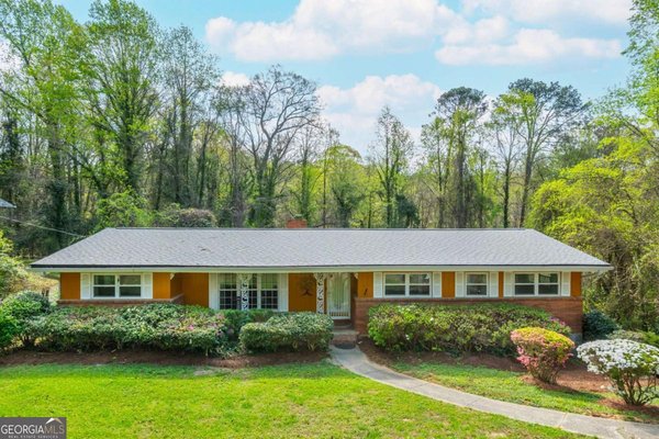 2876 Bob White Drive, Atlanta