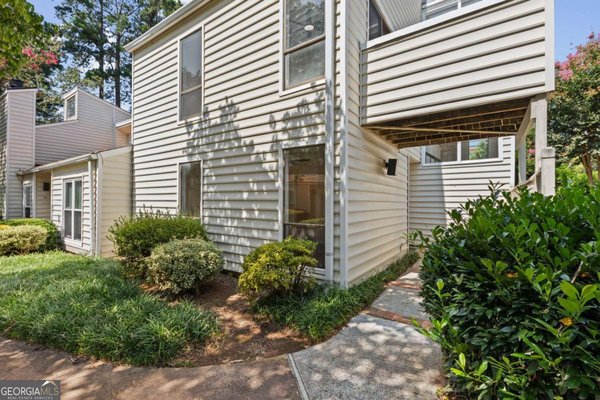 708 Serramonte Drive, Marietta