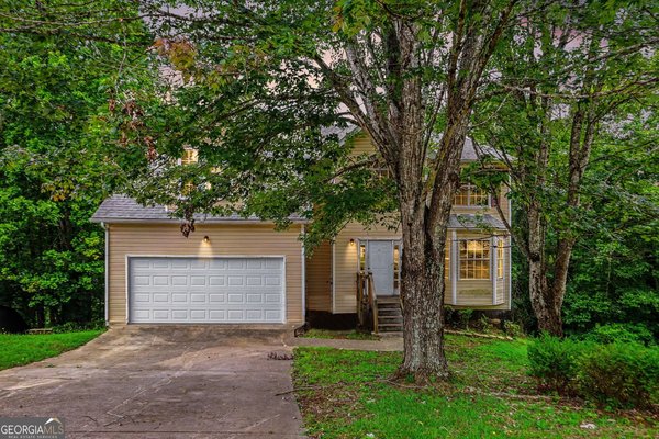 4466 Pipemaker Bluff, Douglasville