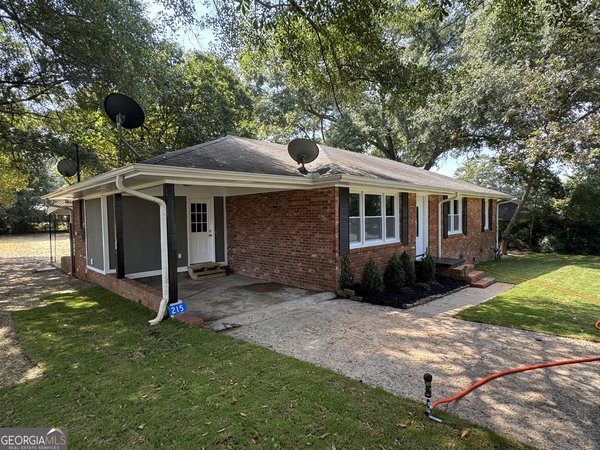 215 Denham Street, Thomaston