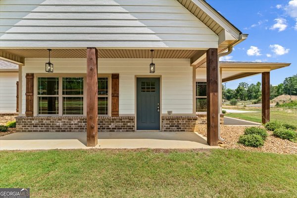 92 Maddox Lane Chatsworth