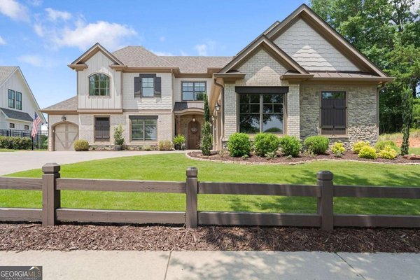 6866 Bluff Court, Gainesville