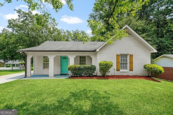 8426 Alden Drive Riverdale