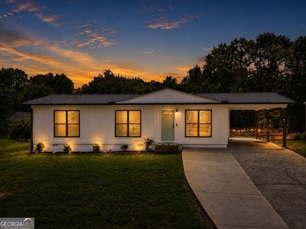 1320 Cochise Circle Austell