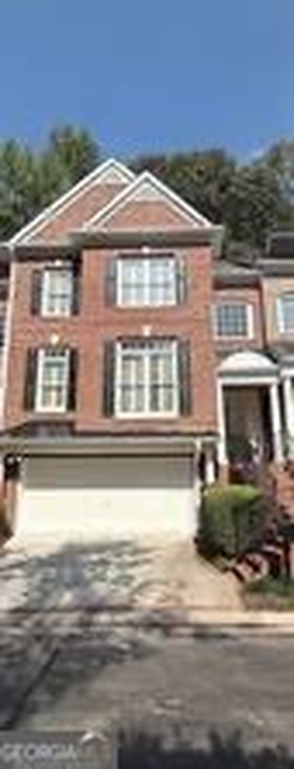 14 Carrington Way, Sandy Springs