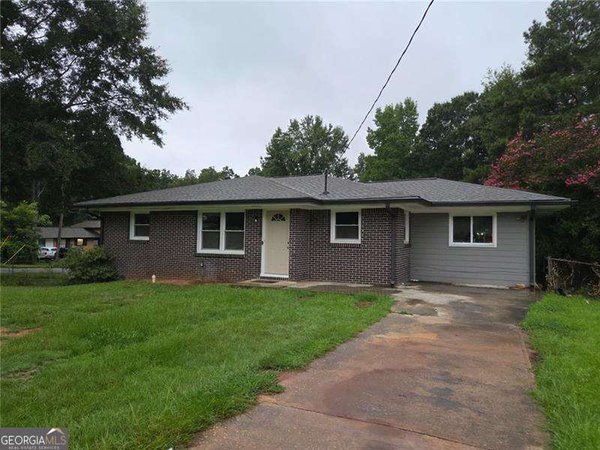 4609 Puckett Street Forest Park