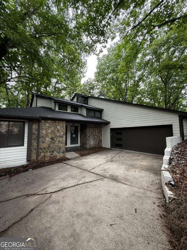 352 Peak Drive Alpharetta