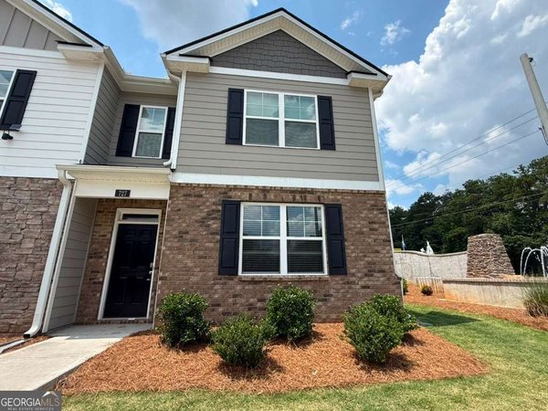 727 Aura Trail Lawrenceville