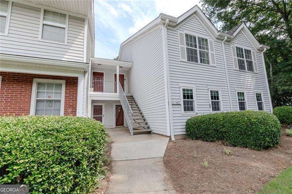 3058 Westwood Way, Alpharetta