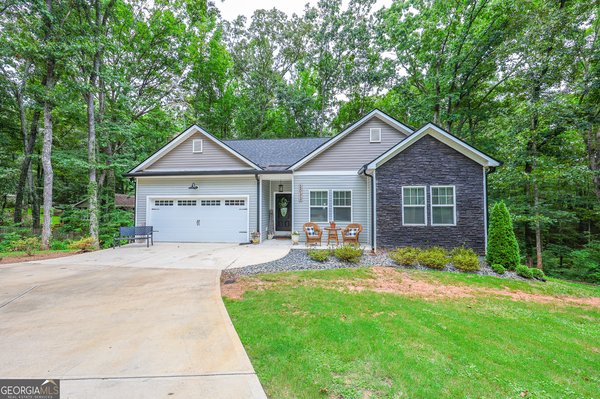 2033 Lakeview Parkway, Villa Rica