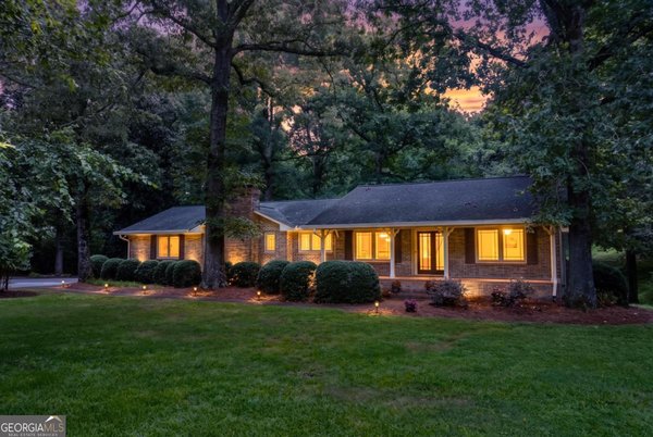 1131 Ednaville Road Braselton