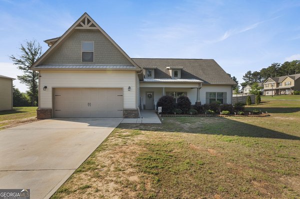 1202 Coldwater Court, Griffin