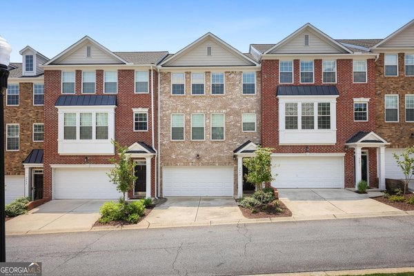 3849 Chattahoochee Summit Drive, Atlanta