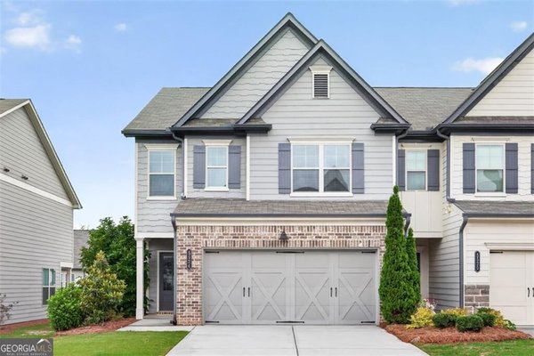 5524 Garens Way, Flowery Branch