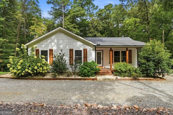 137 Geneva Road, Canton